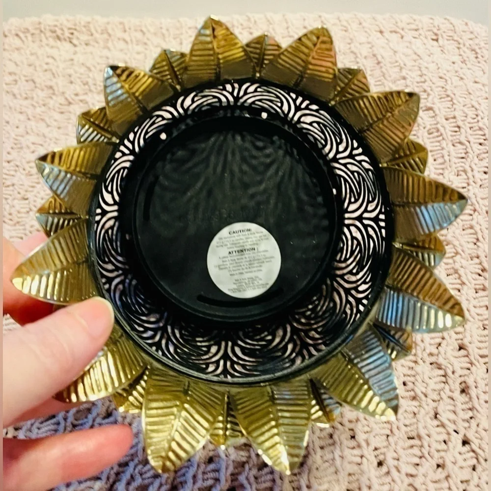 🌟HP🌟 PINEAPPLE LEAVES Oversized 3 Wick Candle Holder Bath Body Works Retired